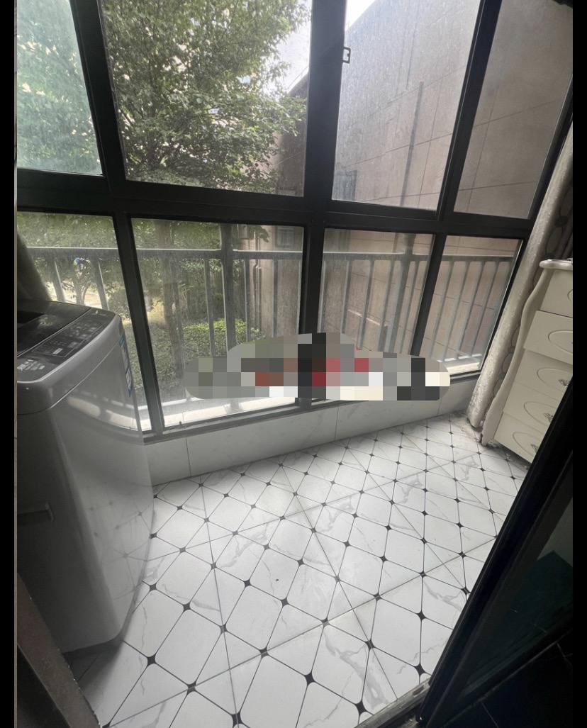 城南，荣怀B区，精装两房，,养老、陪读，送储藏室