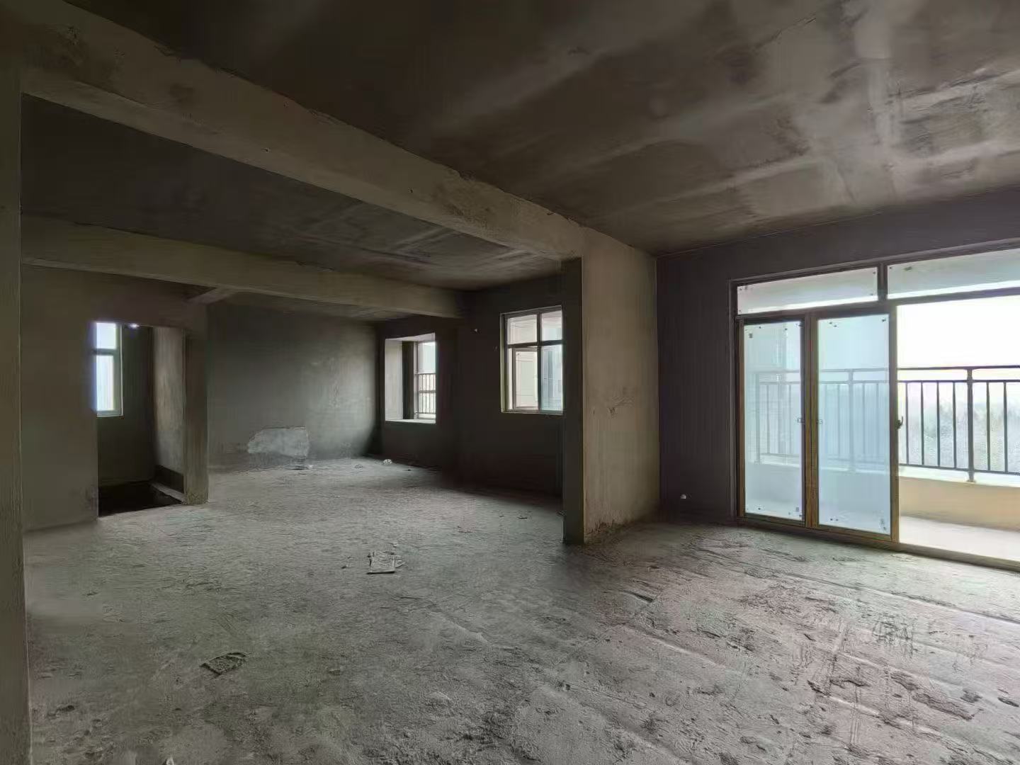 捡漏，城南，沔阳清华园，毛坯三房两卫 ，好楼层15楼，可小刀