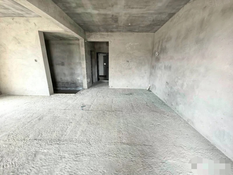 城东，公园世家，单价3字头，电梯中层，证满二，两房