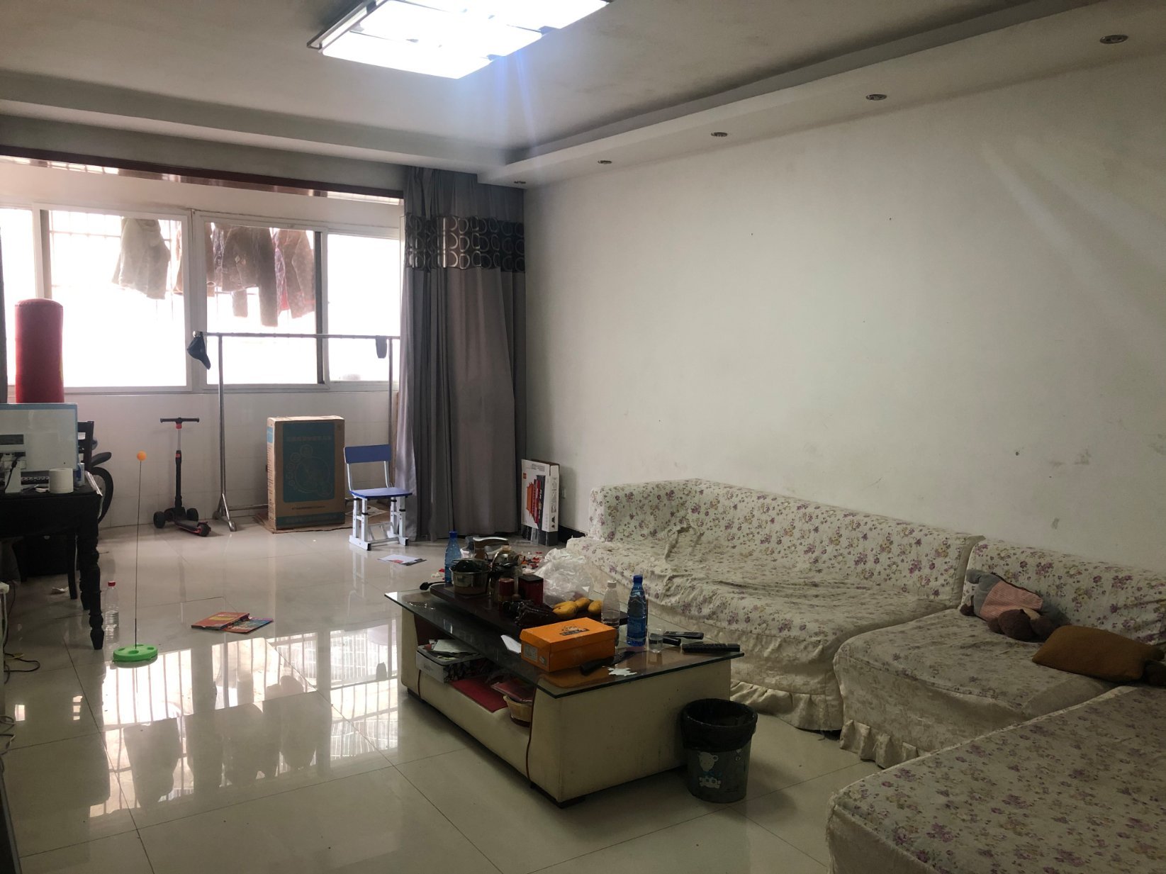 沔陽 后面步梯3樓中等裝修小區(qū)有院子不動(dòng)產(chǎn)