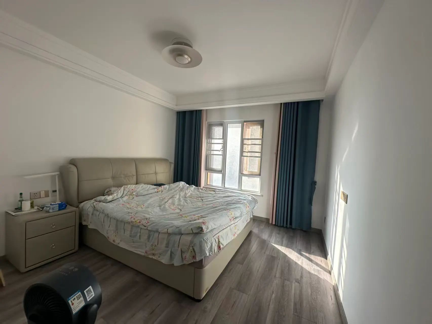 满庭春供暖房，边户，单价4300，​保养成色新，拎包入住，电梯6楼