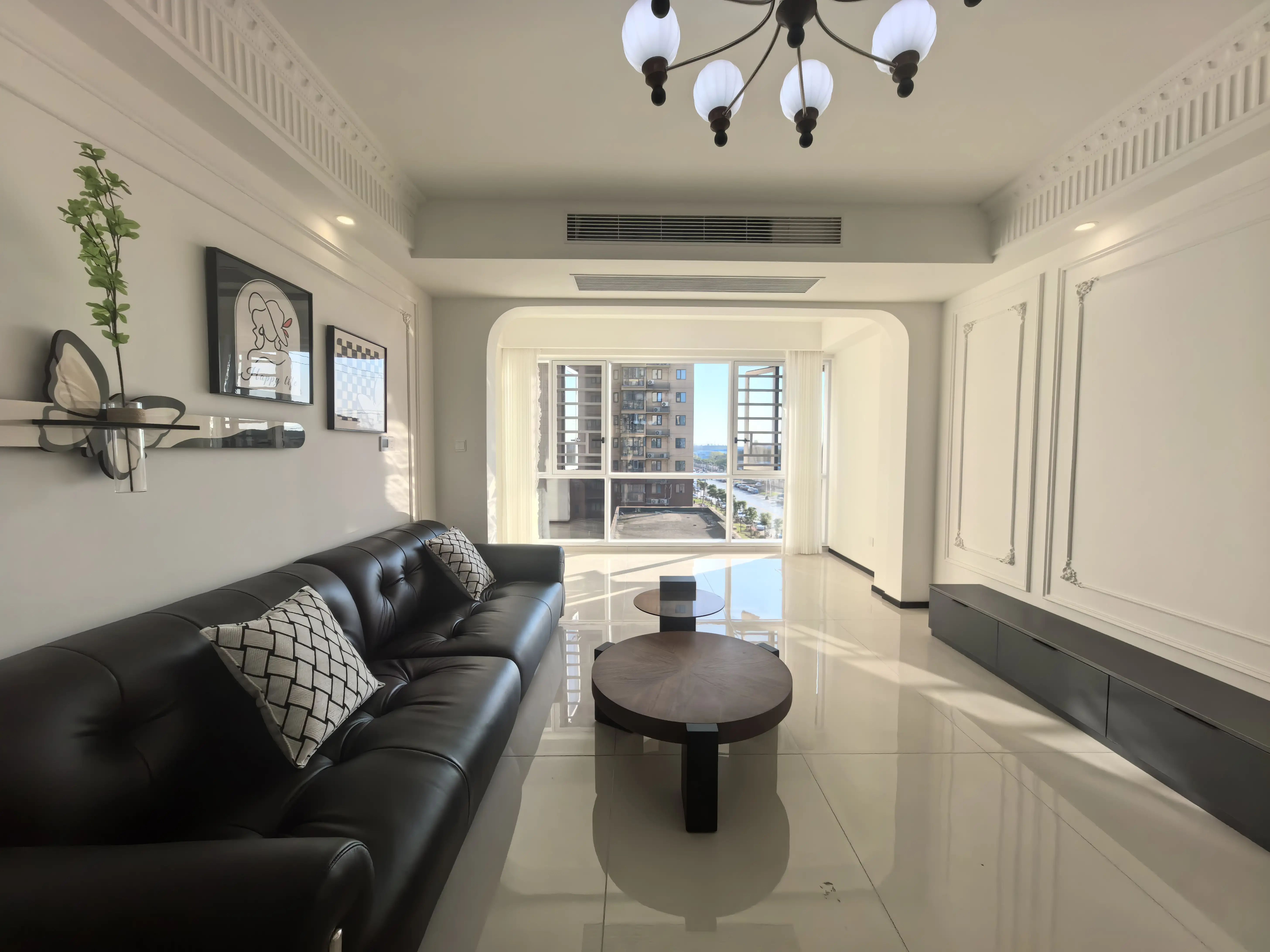 诚心出售，满庭春，精装三房，南北通透双阳台，边户，法式风格，价格好谈