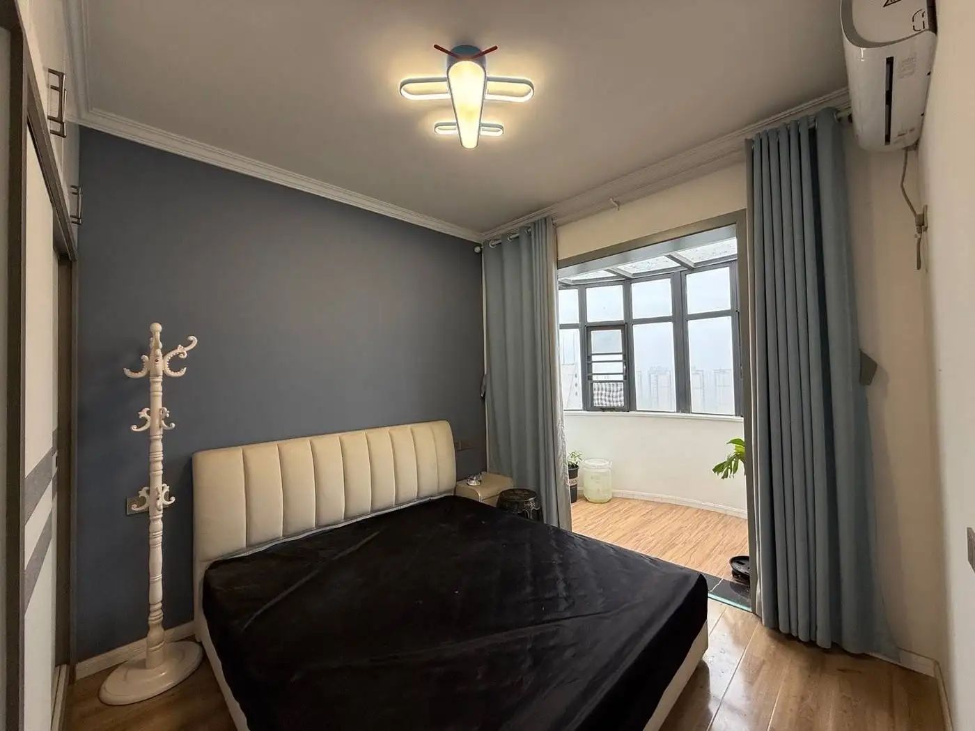 降价了，御台公馆，复式，精装七室+阳光房/露台，捡漏，诚心出售