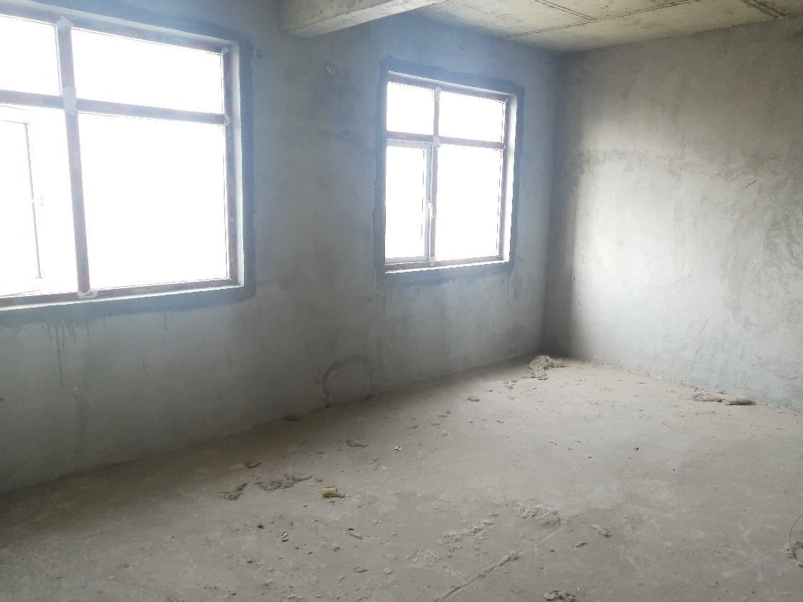 城南花園小區(qū)天誠緣，三房兩廳戶型方正樓層好，房東靠譜！看房方便!