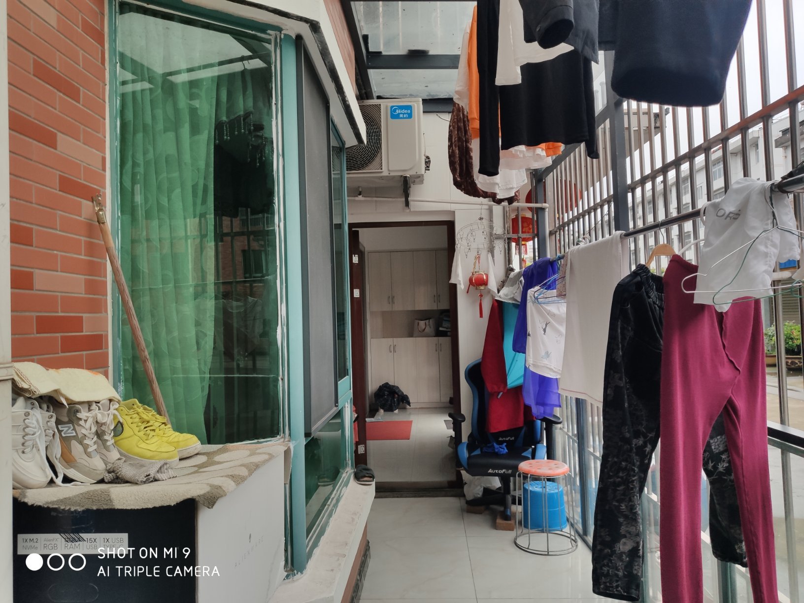 青青家園豪裝三房，全屋中央空調(diào)品牌家電全送。