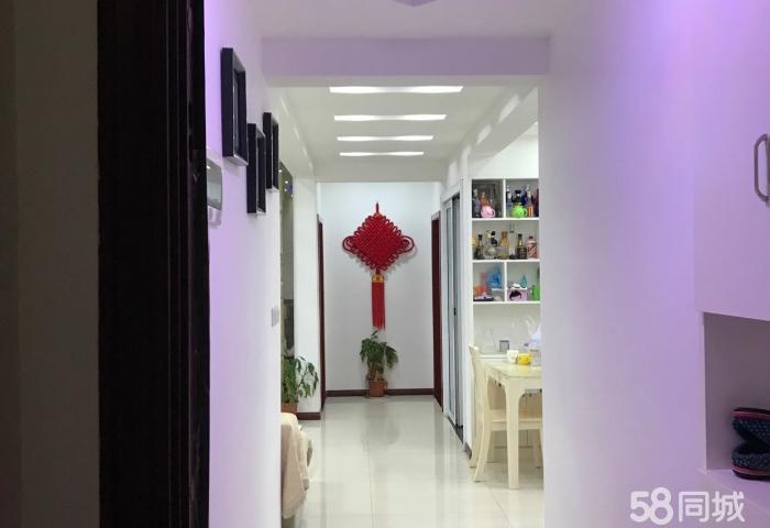 红树湾3室2厅2卫电梯房精装修家具这电全配优价出租！