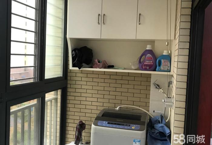 红树湾3室2厅2卫电梯房精装修家具这电全配优价出租！