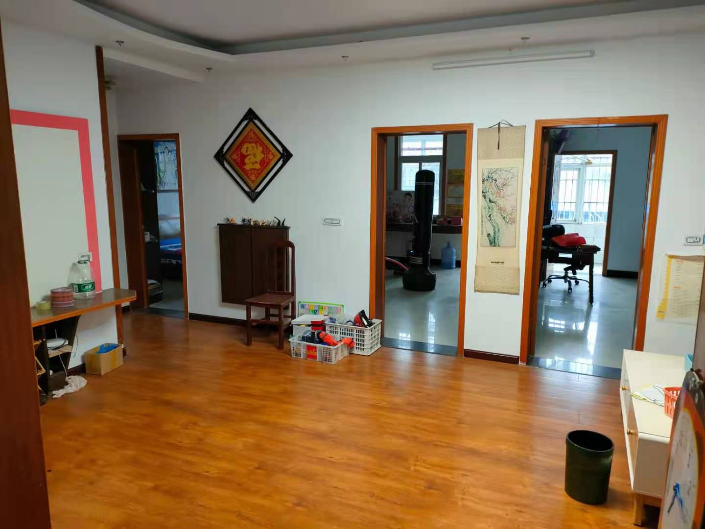 出售仙桃彭場德明對面鑫源小區(qū)120平房