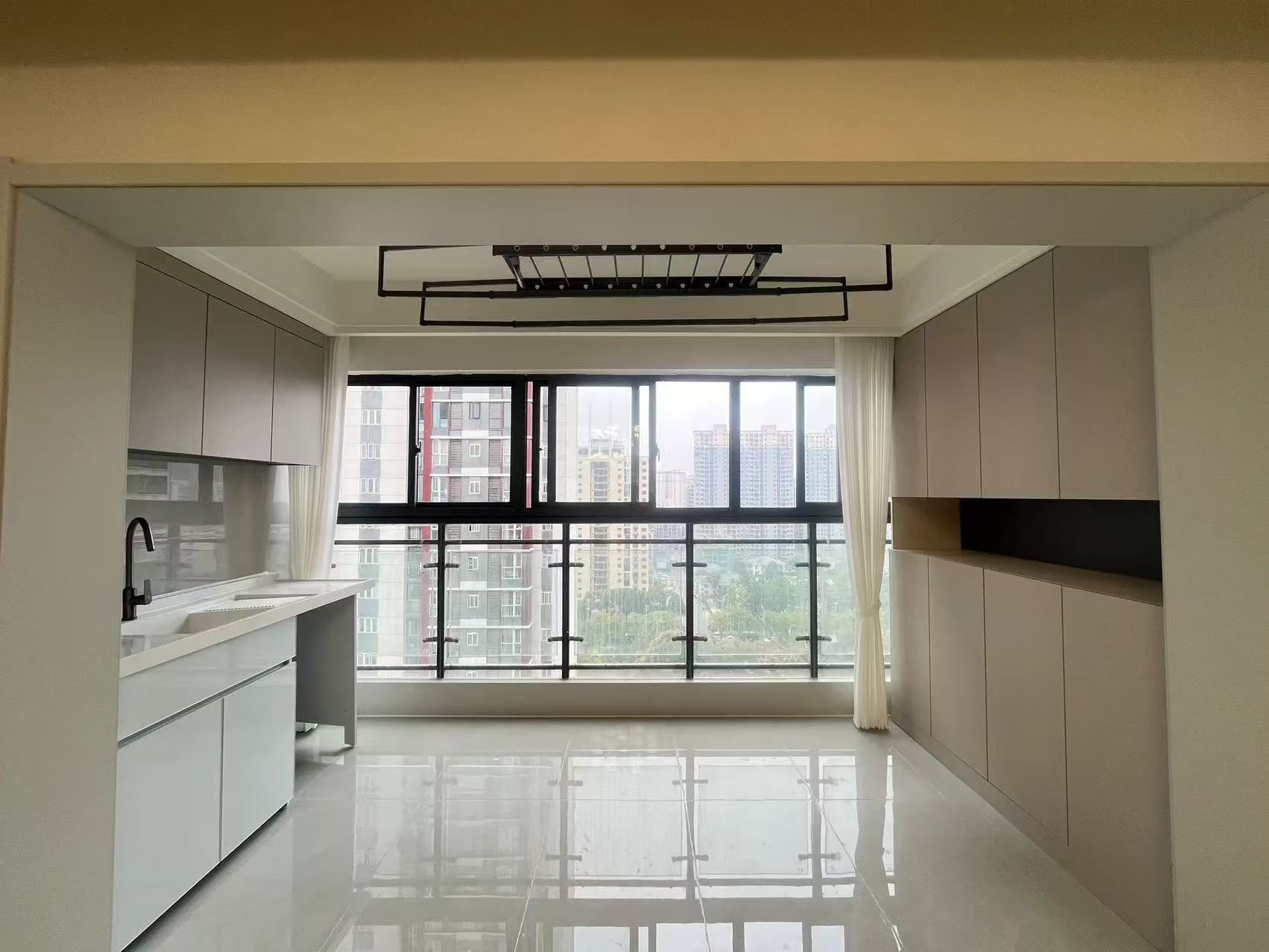 城南，福星城，电梯16楼，单价4字头，精装电梯三房，老证