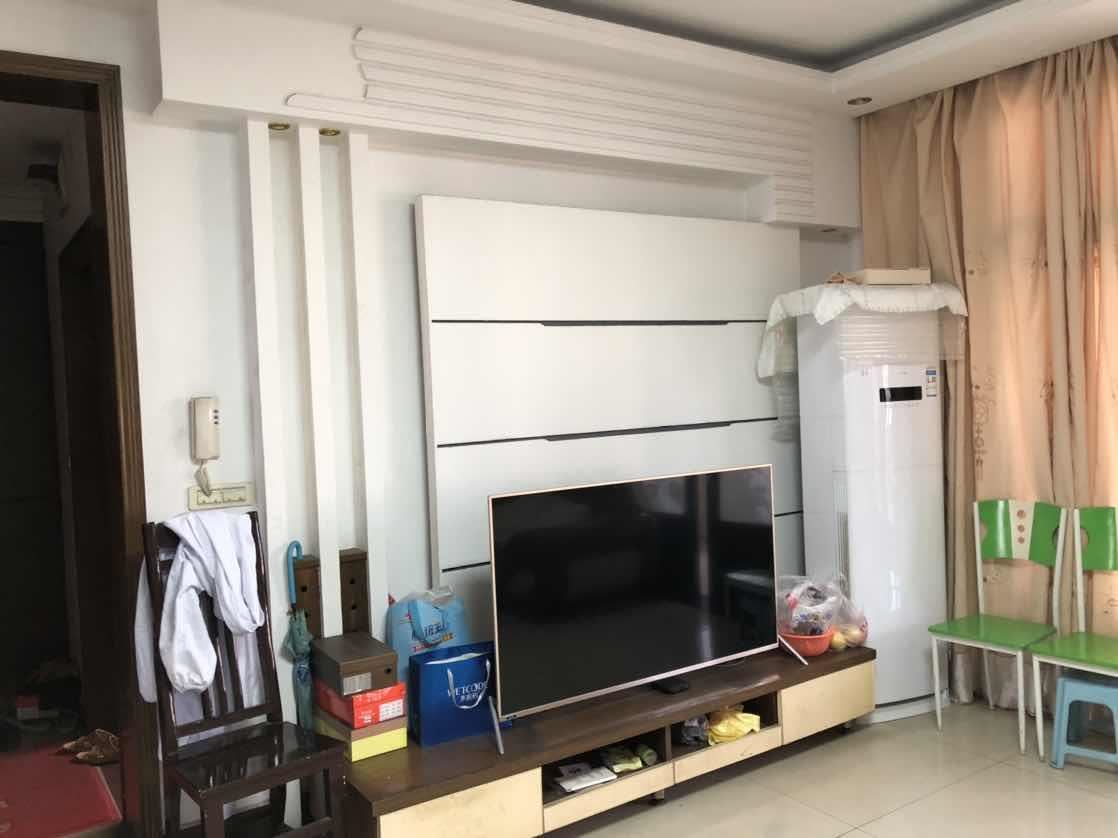 德政園楓丹苑，步梯好樓層，仙桃小學(xué)就在旁邊，精裝3房拎包入住