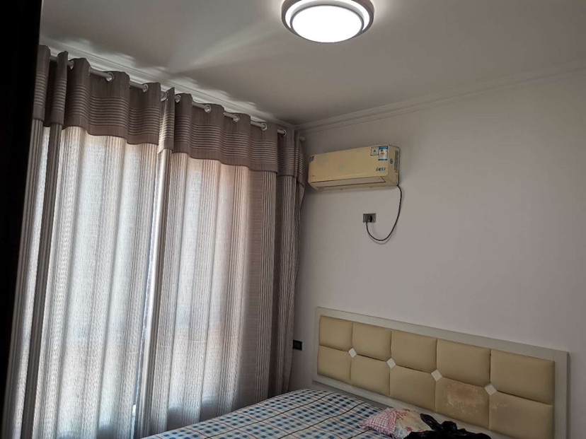 商城旁電梯精裝3房御景名邸103平62萬證件滿二看房方便要的速度
