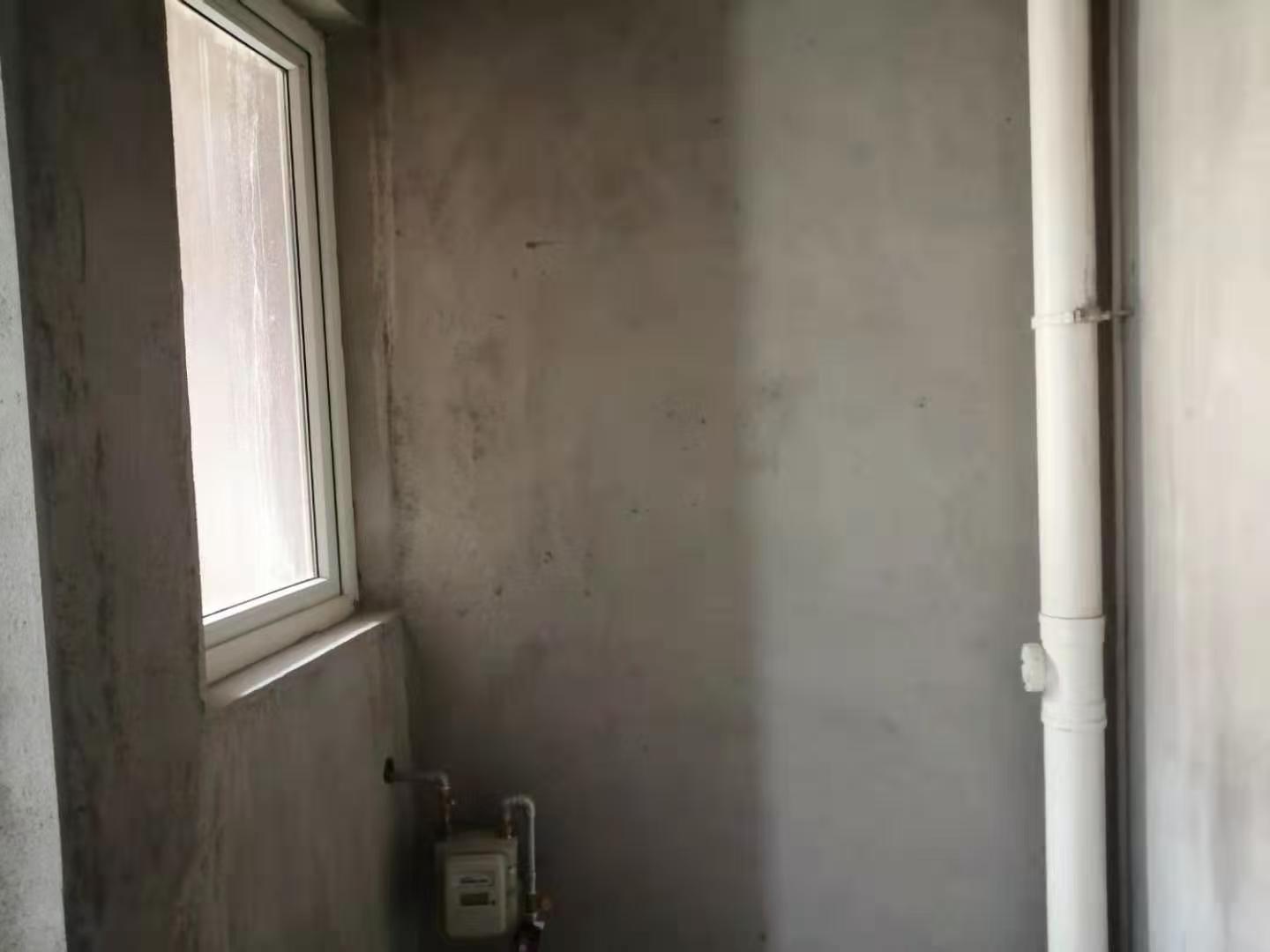 急售，捡漏，满庭春，电梯好楼层，满2，毛坯三房，33万