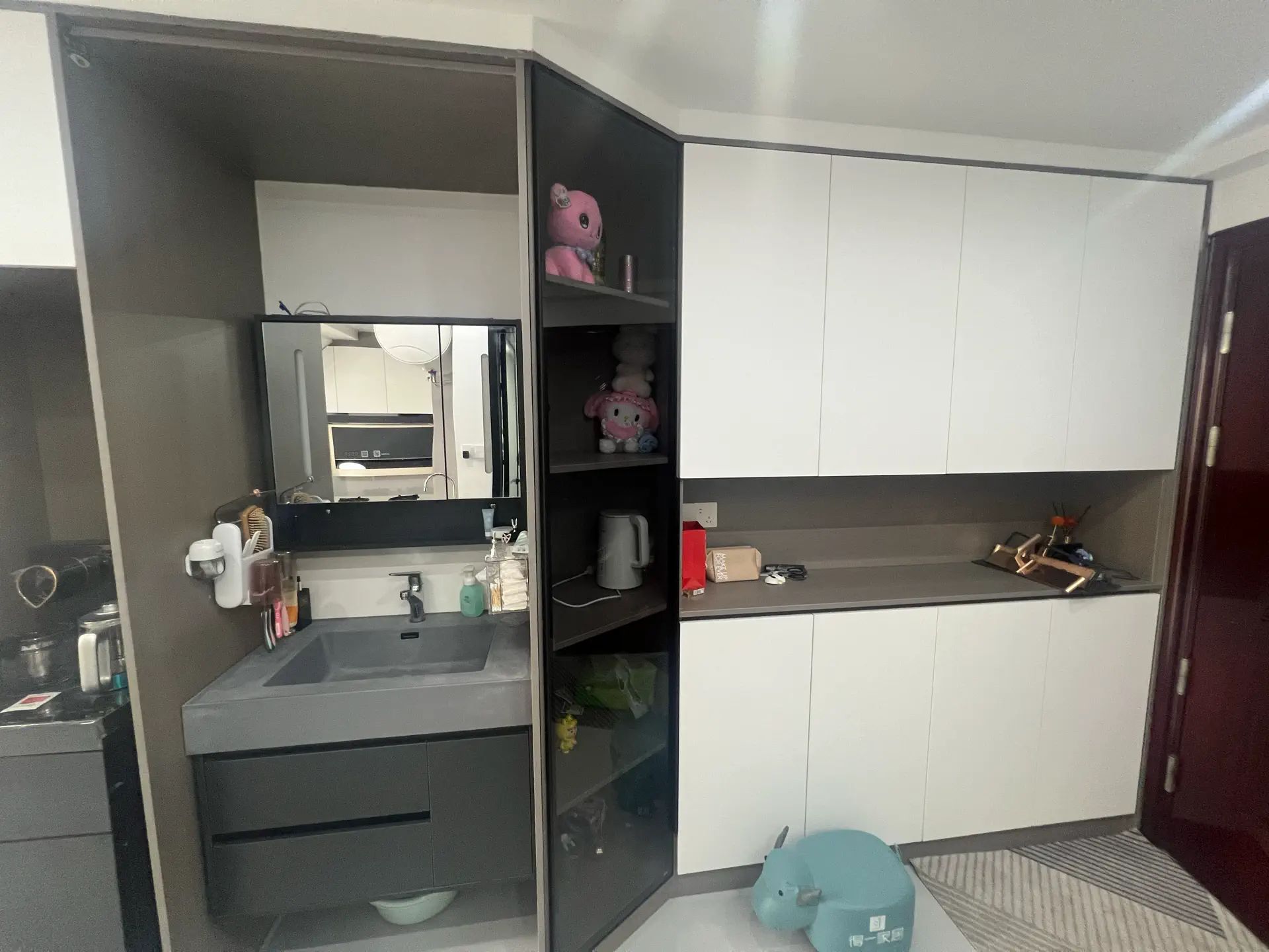 城南，吾悦广场旁，碧桂园公寓，精装两房，一口价29万