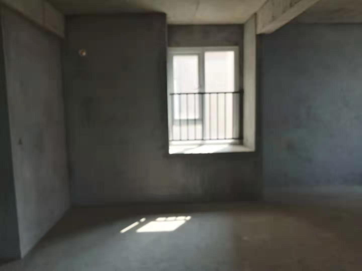 急售，捡漏，满庭春，电梯好楼层，满2，毛坯三房，33万