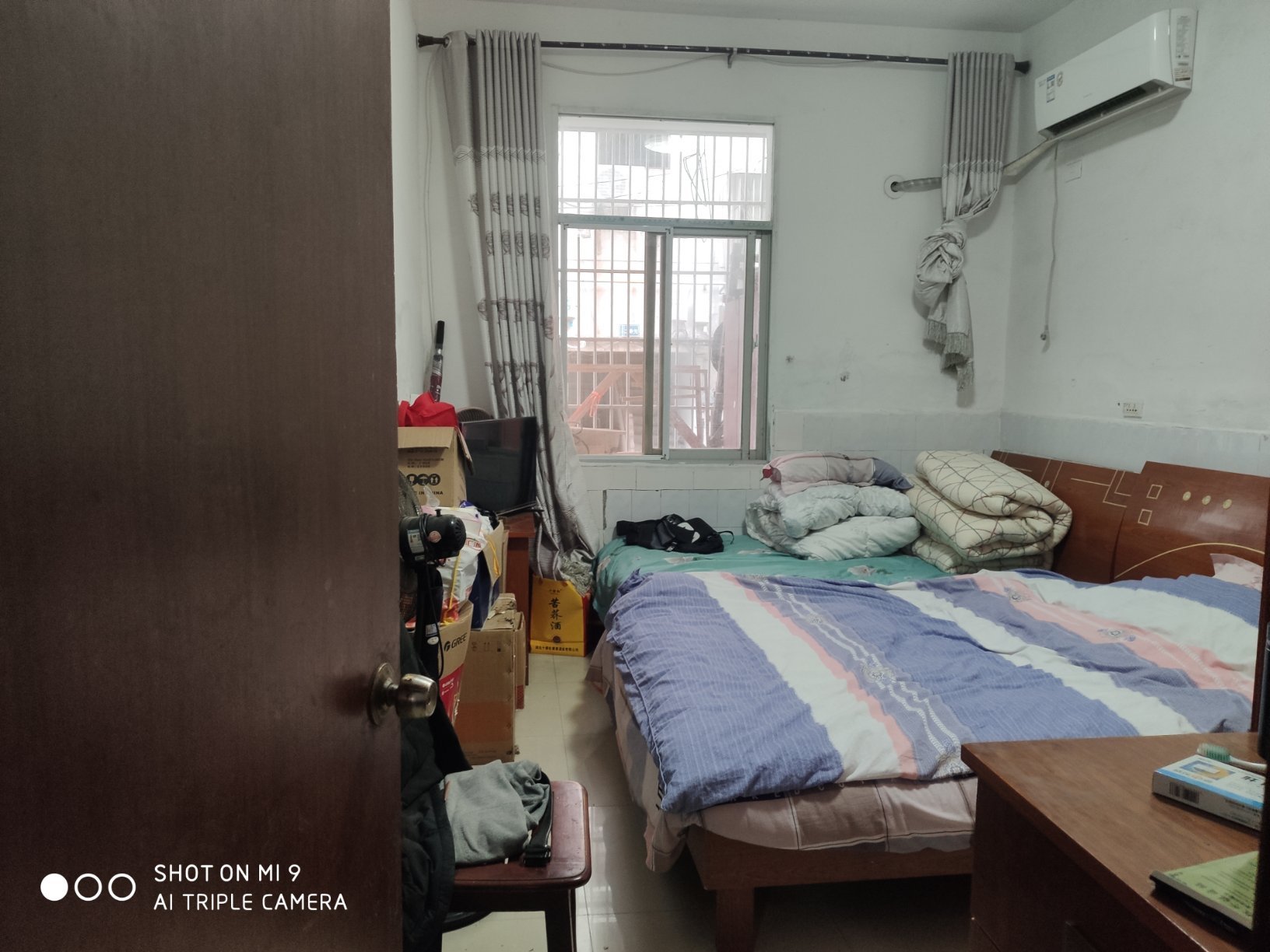 城東加油站工藝苑地理位置非常優(yōu)越，房東急售。