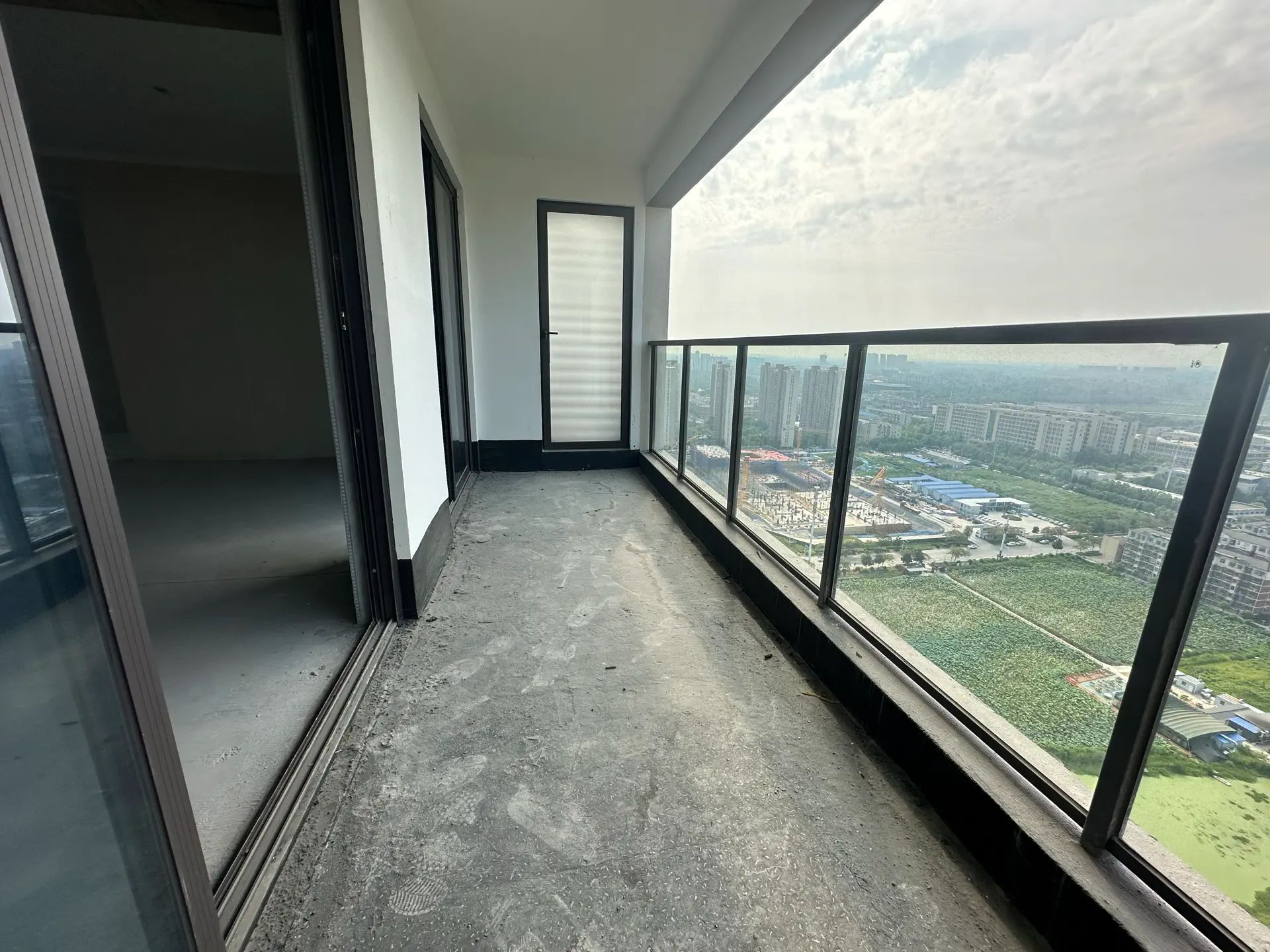 捡漏，城南，吾悦广场现房，边户，131平经典房东包满二