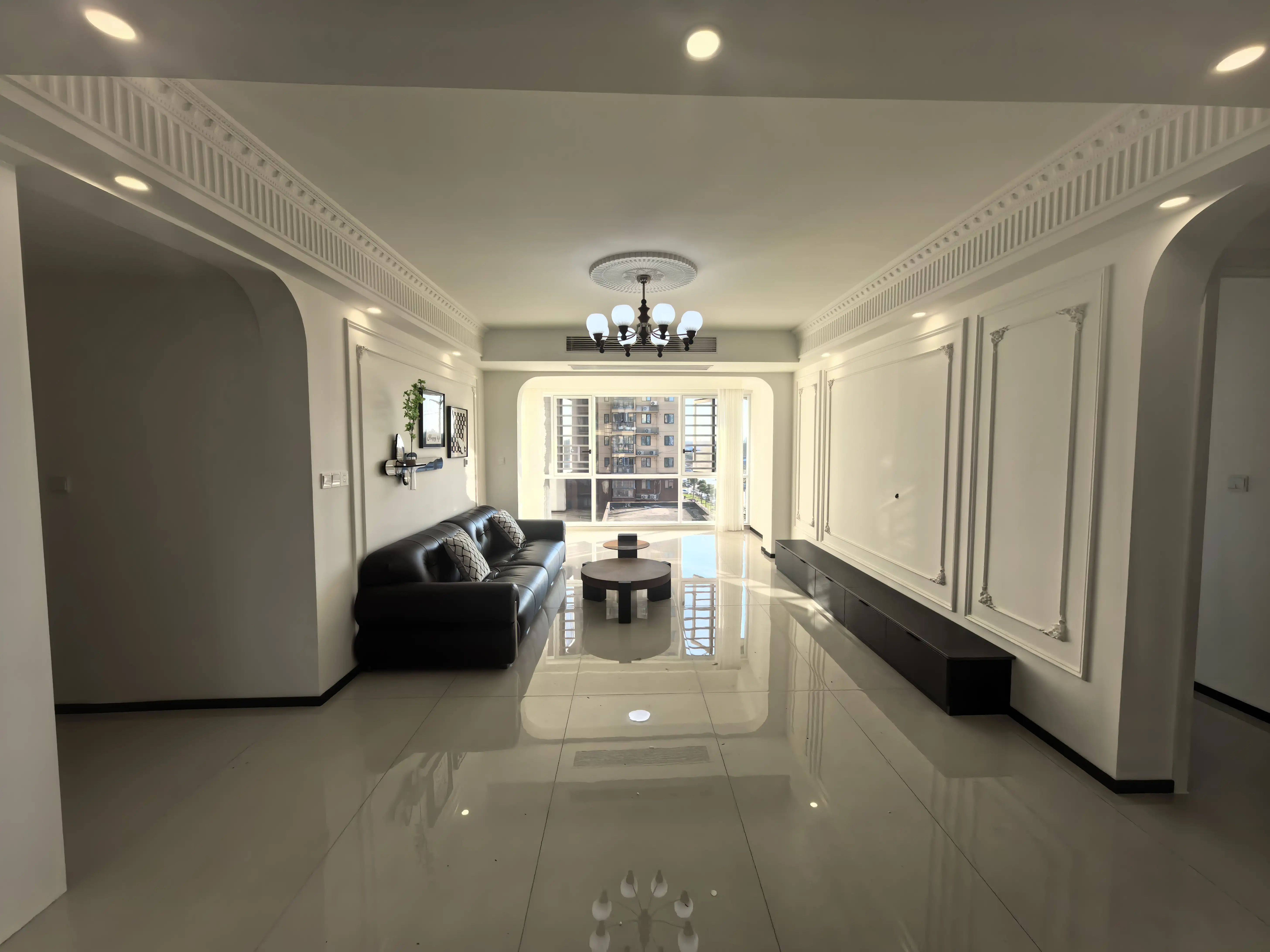 诚心出售，满庭春，精装三房，南北通透双阳台，边户，法式风格，价格好谈