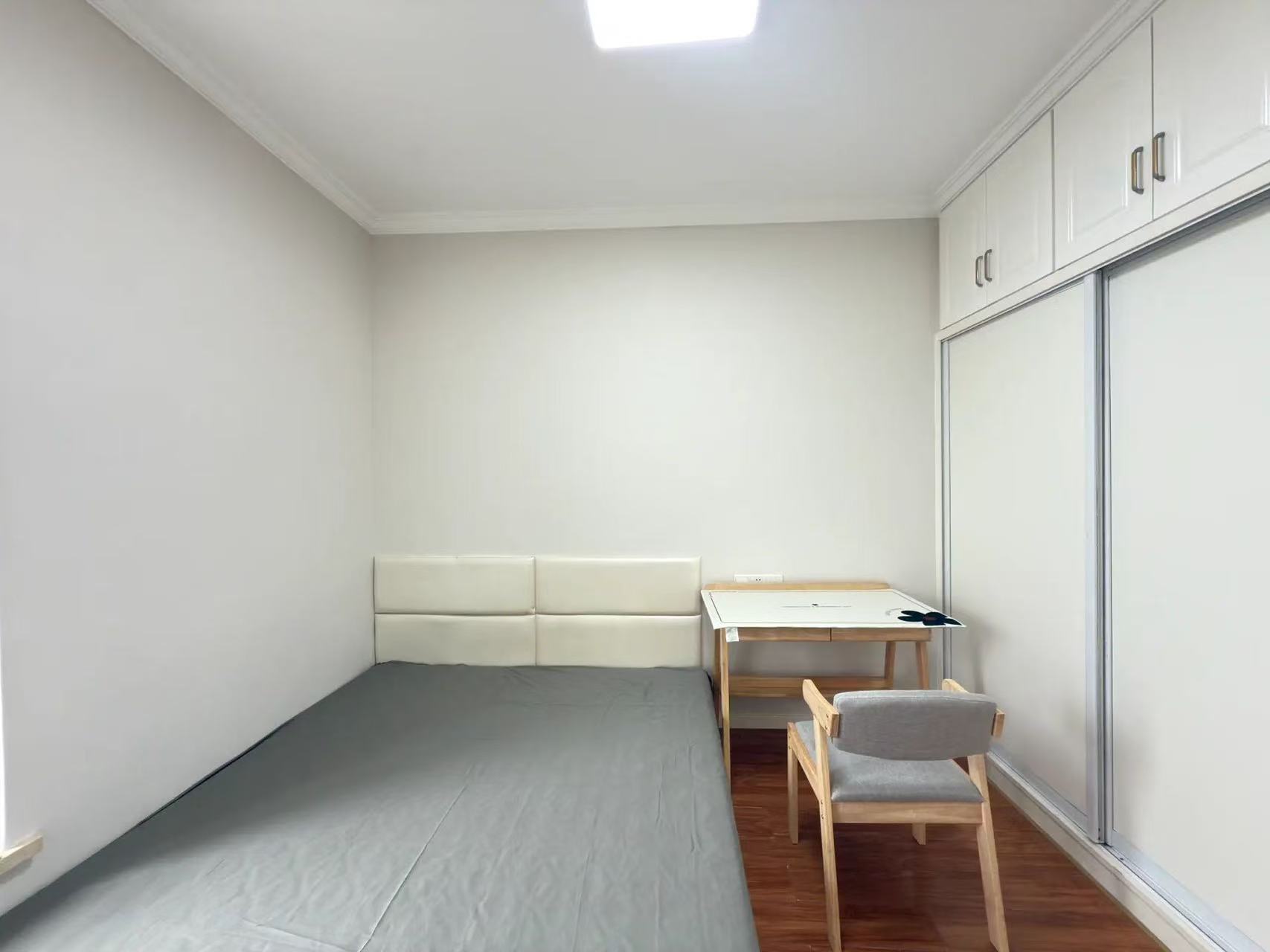 降价了，城南，森林国际城，边户，精装三房，单价5200，好楼层，下楼新二中二小