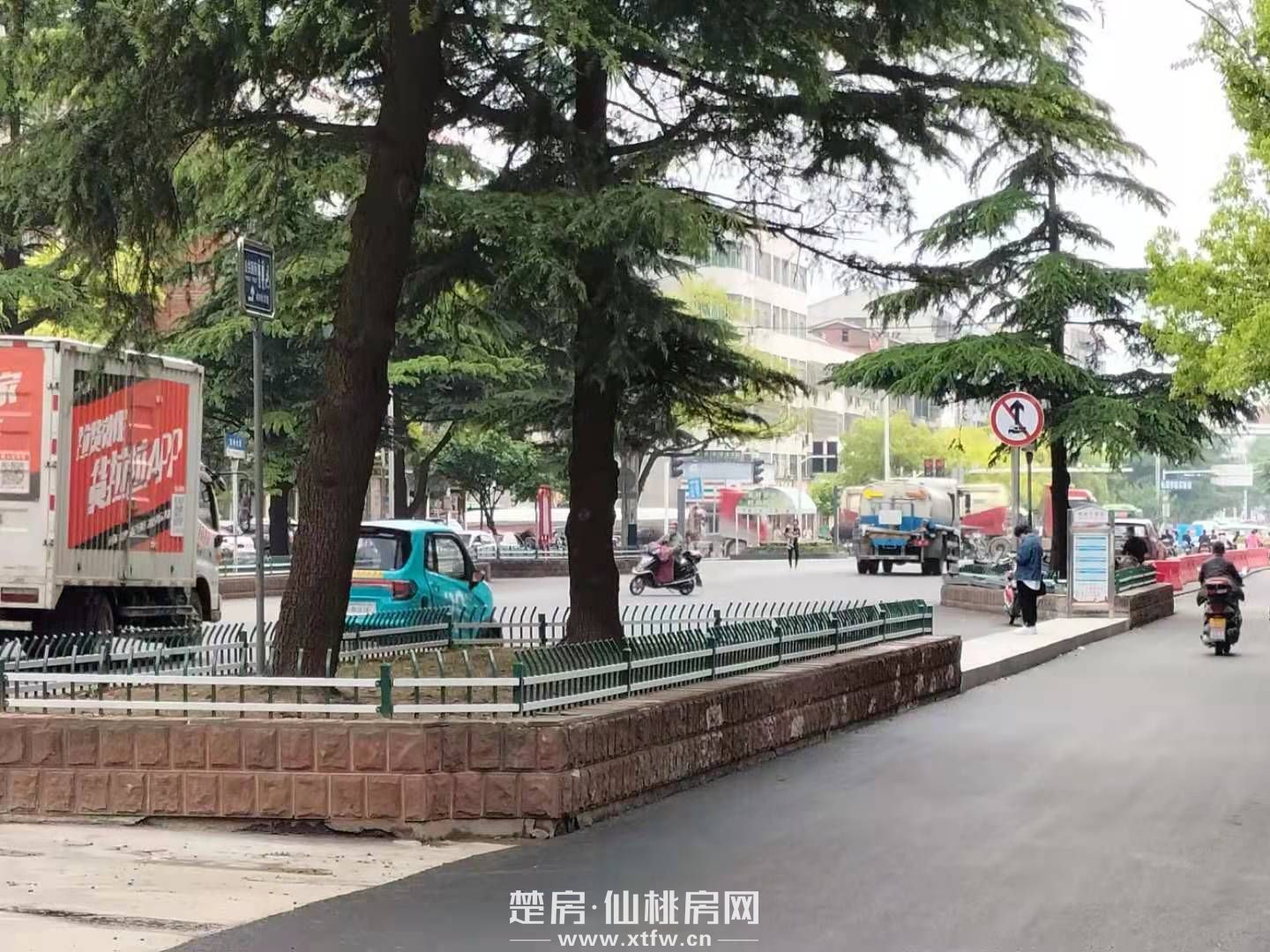 城區(qū)好地段臨街商鋪出租(紐芬蘭大酒店隔壁）