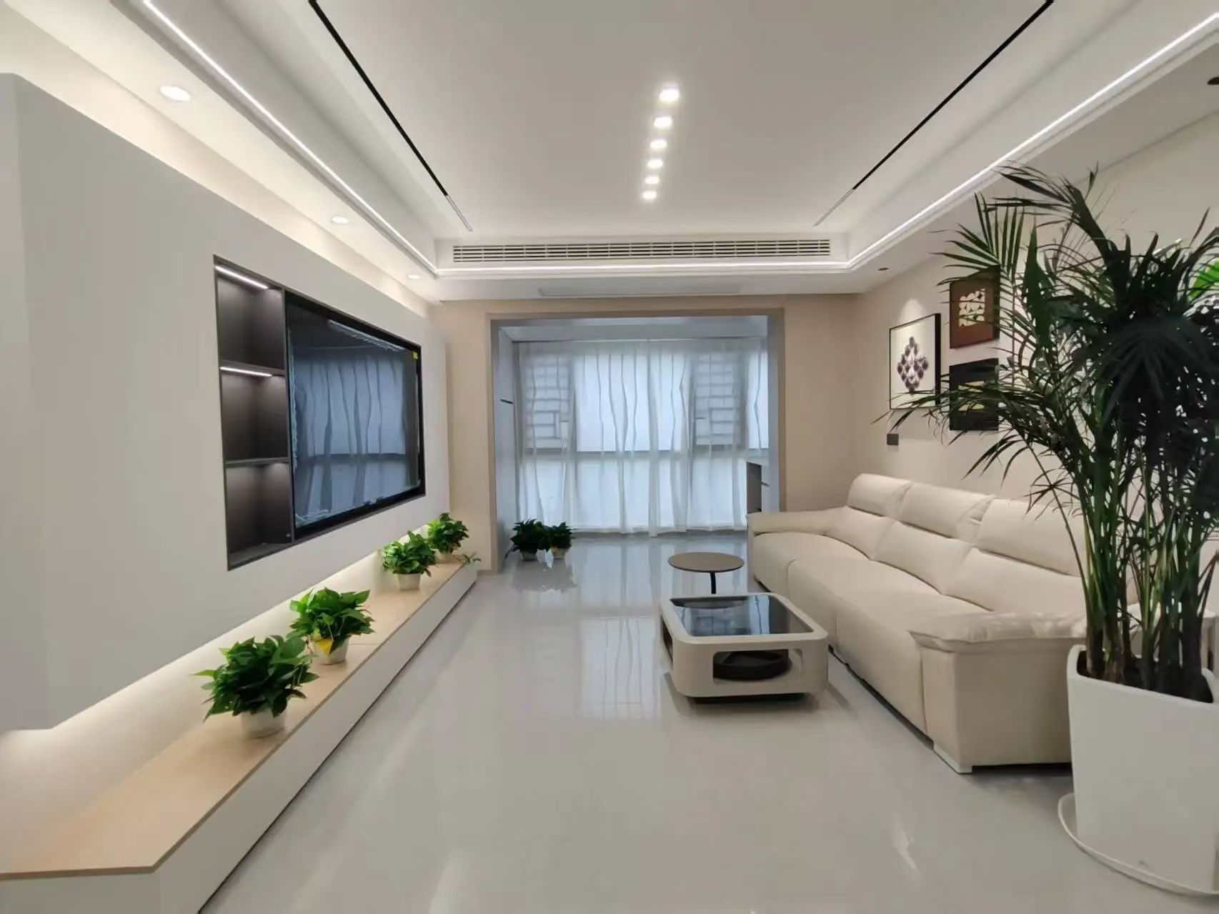 诚心出售，城南，御湖世家，单价5500，精装三房，证满二