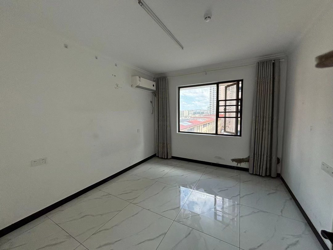 捡漏，城南，荣怀，精装三房，好楼层，业主诚心出售