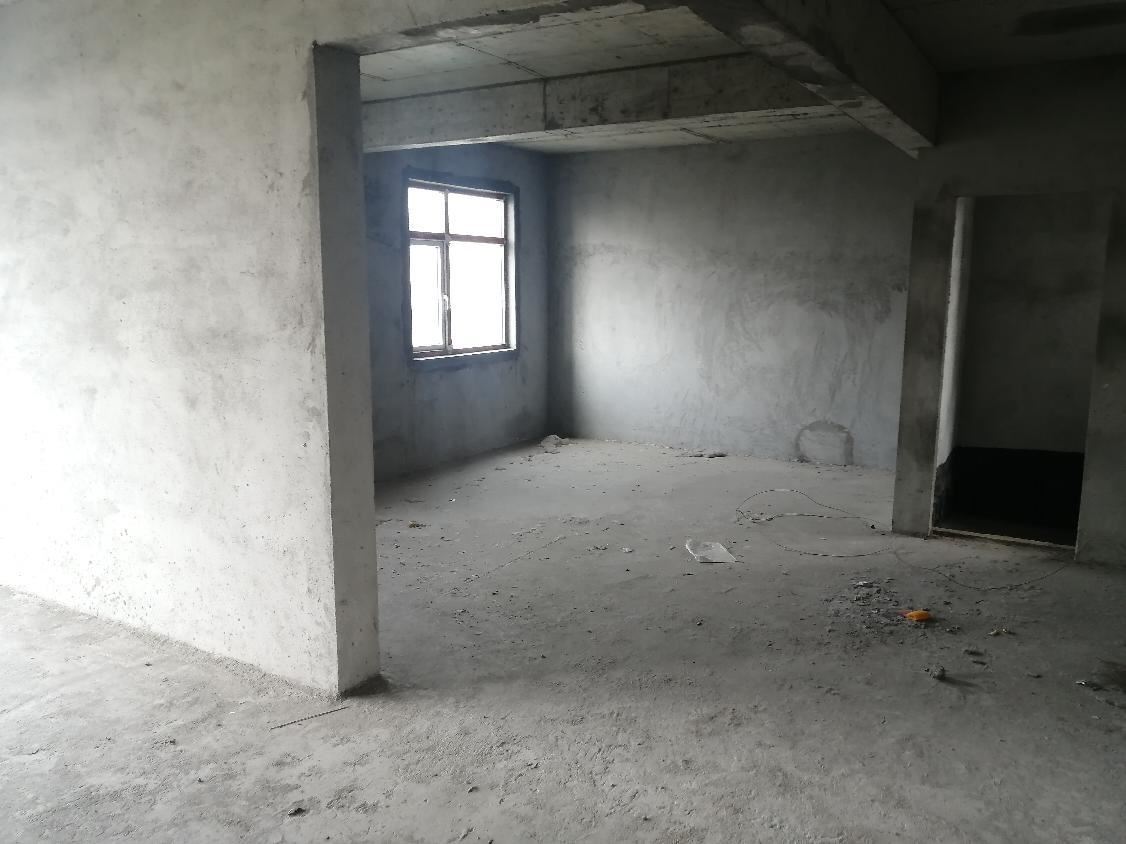 城南花園小區(qū)天誠緣，三房兩廳戶型方正樓層好，房東靠譜！看房方便!