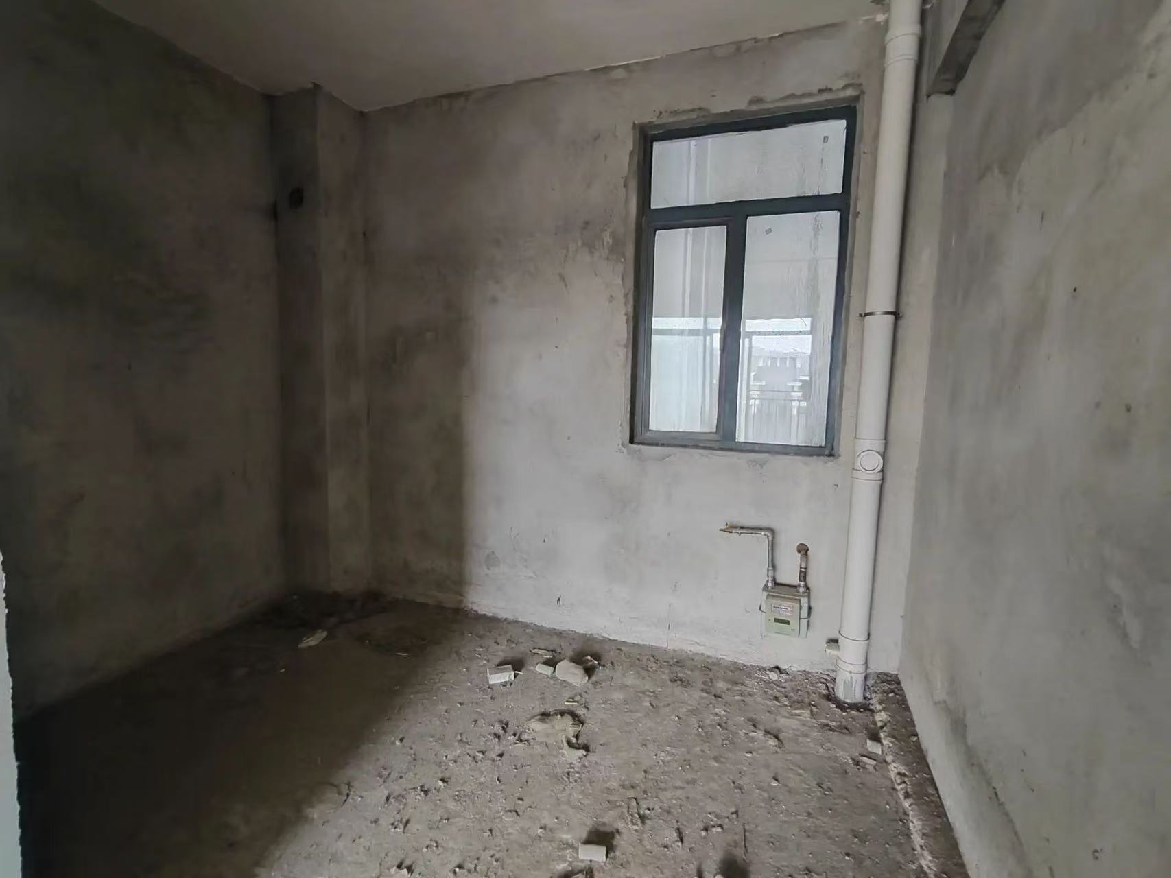 城南，新城华府，单价3200，电梯小高层，好楼层，证满二