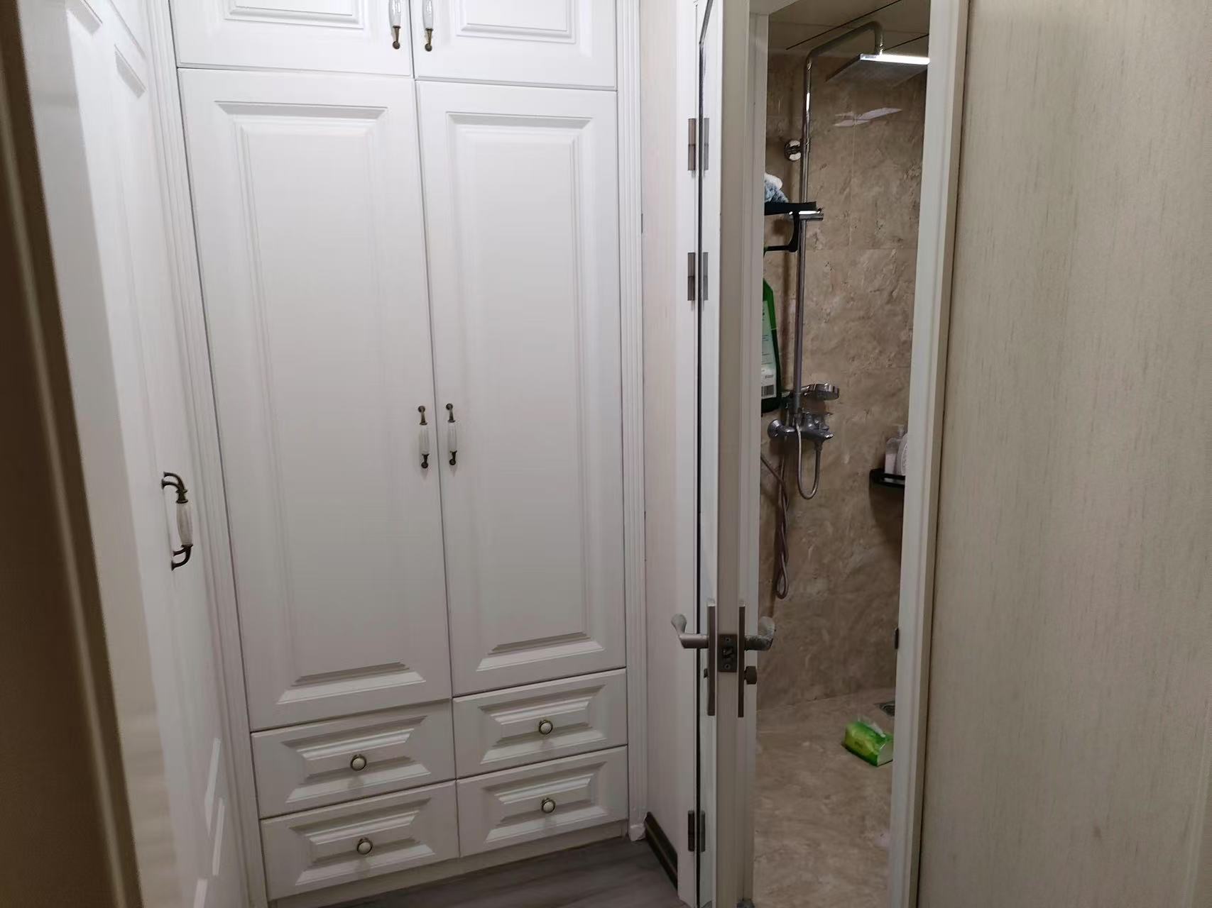 亏本出售，捡漏，新城壹号5期，电梯洋房，好楼层，证满二