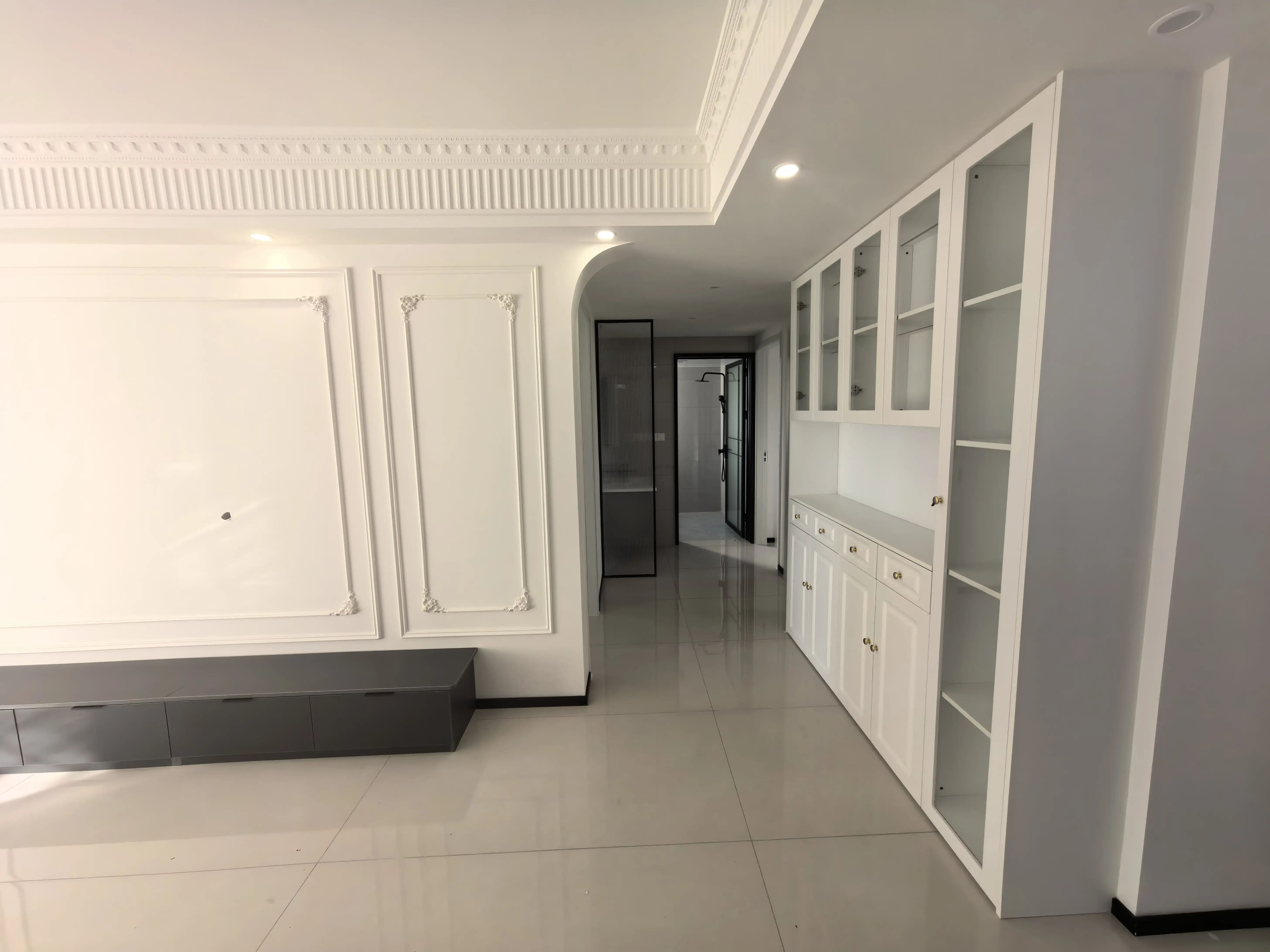 诚心出售，满庭春，精装三房，南北通透双阳台，边户，法式风格，价格好谈