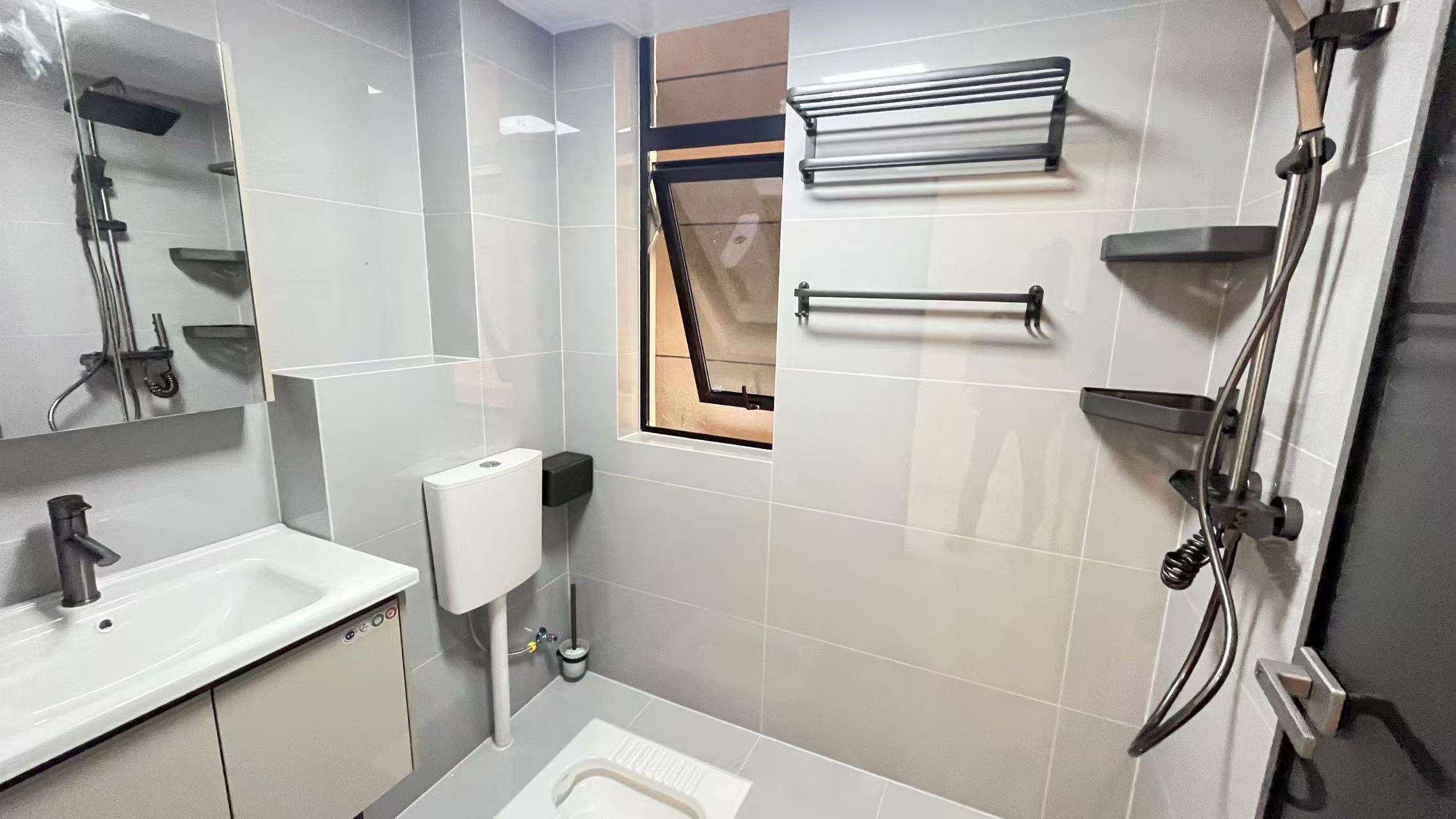 元泰未来城3室2厅2卫全新精装修户型朝方正性价比特别高!