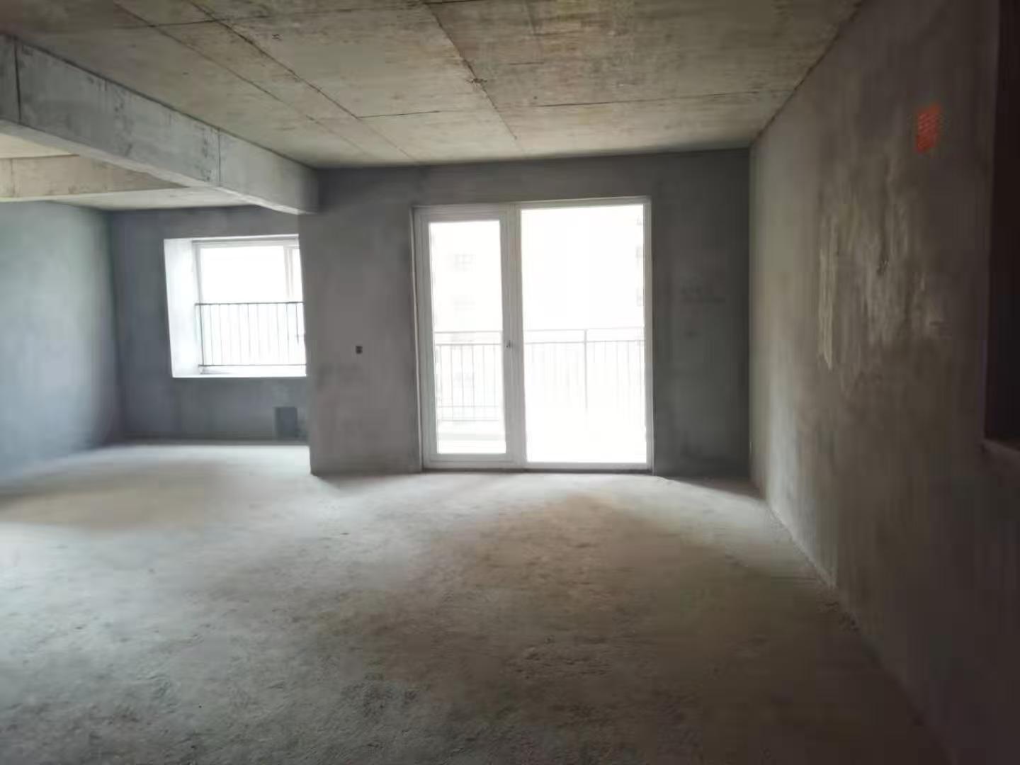 急售，捡漏，满庭春，电梯好楼层，满2，毛坯三房，33万