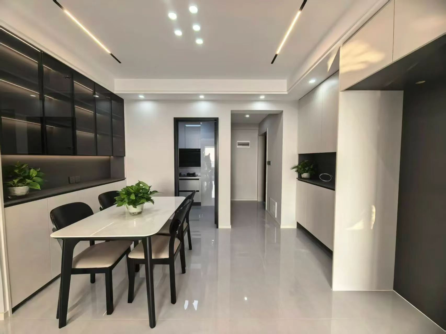 降价了，城南,沔街旁,电梯好楼层,全新精装三房二卫,证满二,单价4700