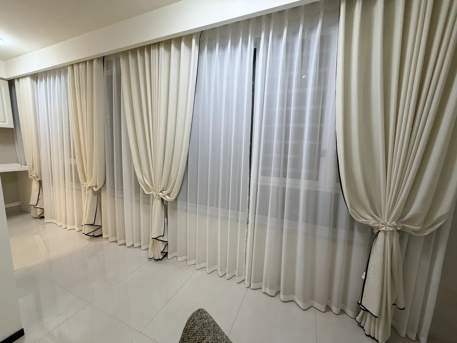 城南，吾悦旁，元泰未来城C区，电梯好楼层，全新精装大三房二卫，证满二轻法式风单价6000