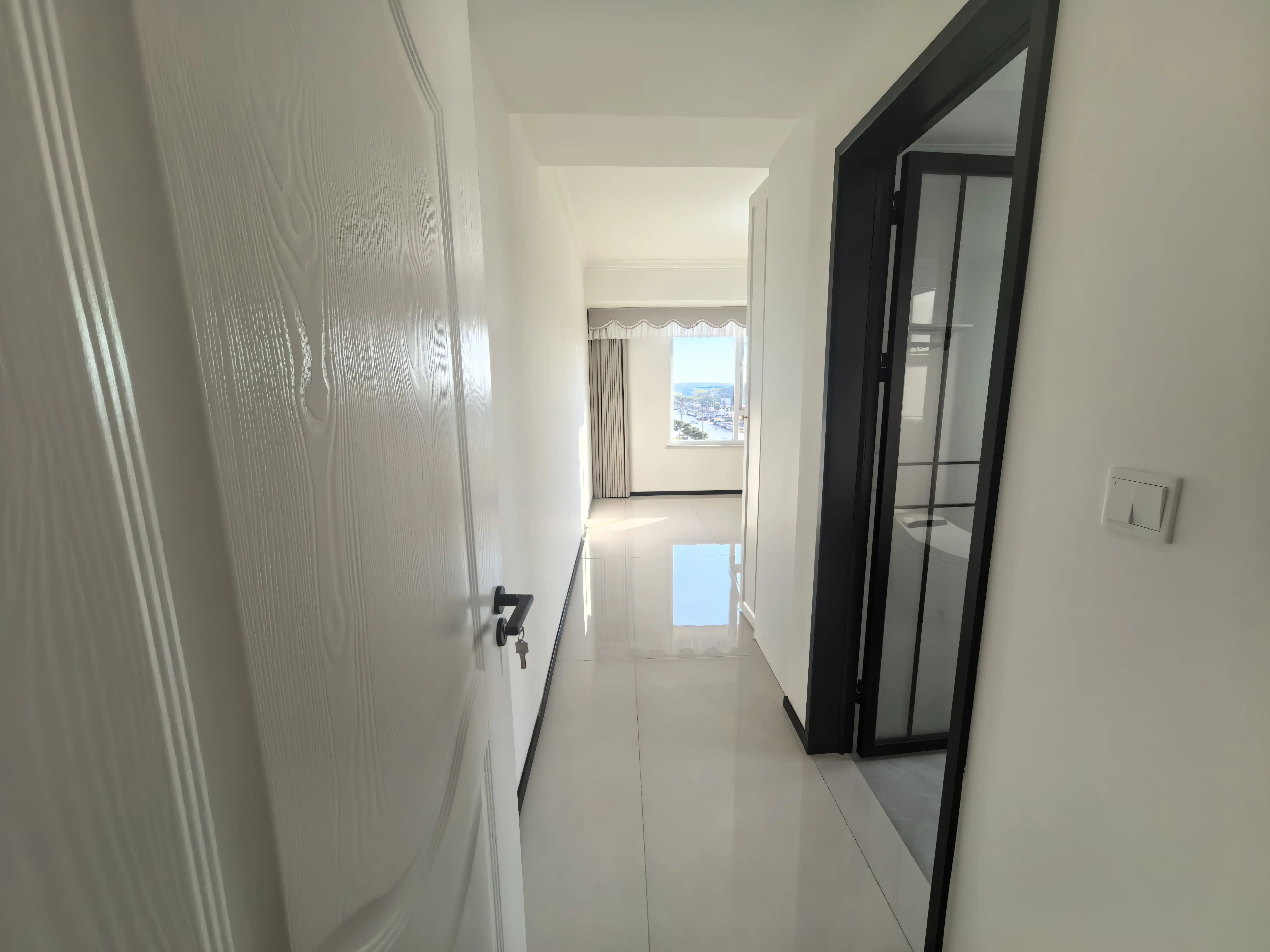 诚心出售，满庭春，精装三房，南北通透双阳台，边户，法式风格，价格好谈