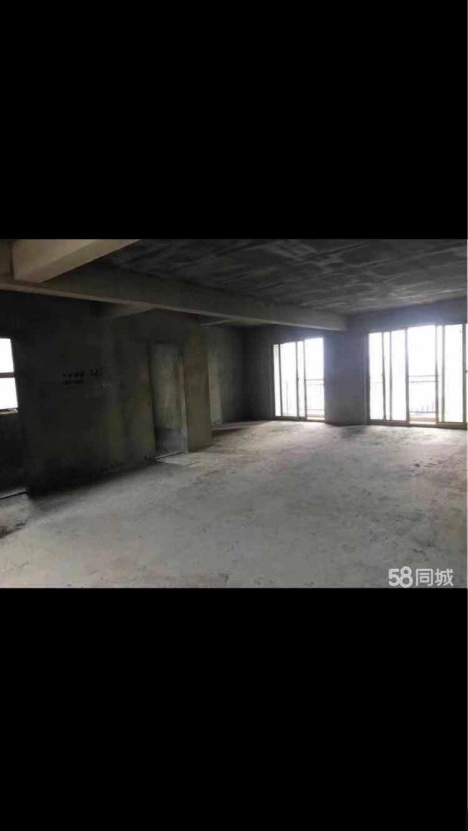 元泰未來城，南北通透端頭房源彩光明亮，雙大景觀陽臺