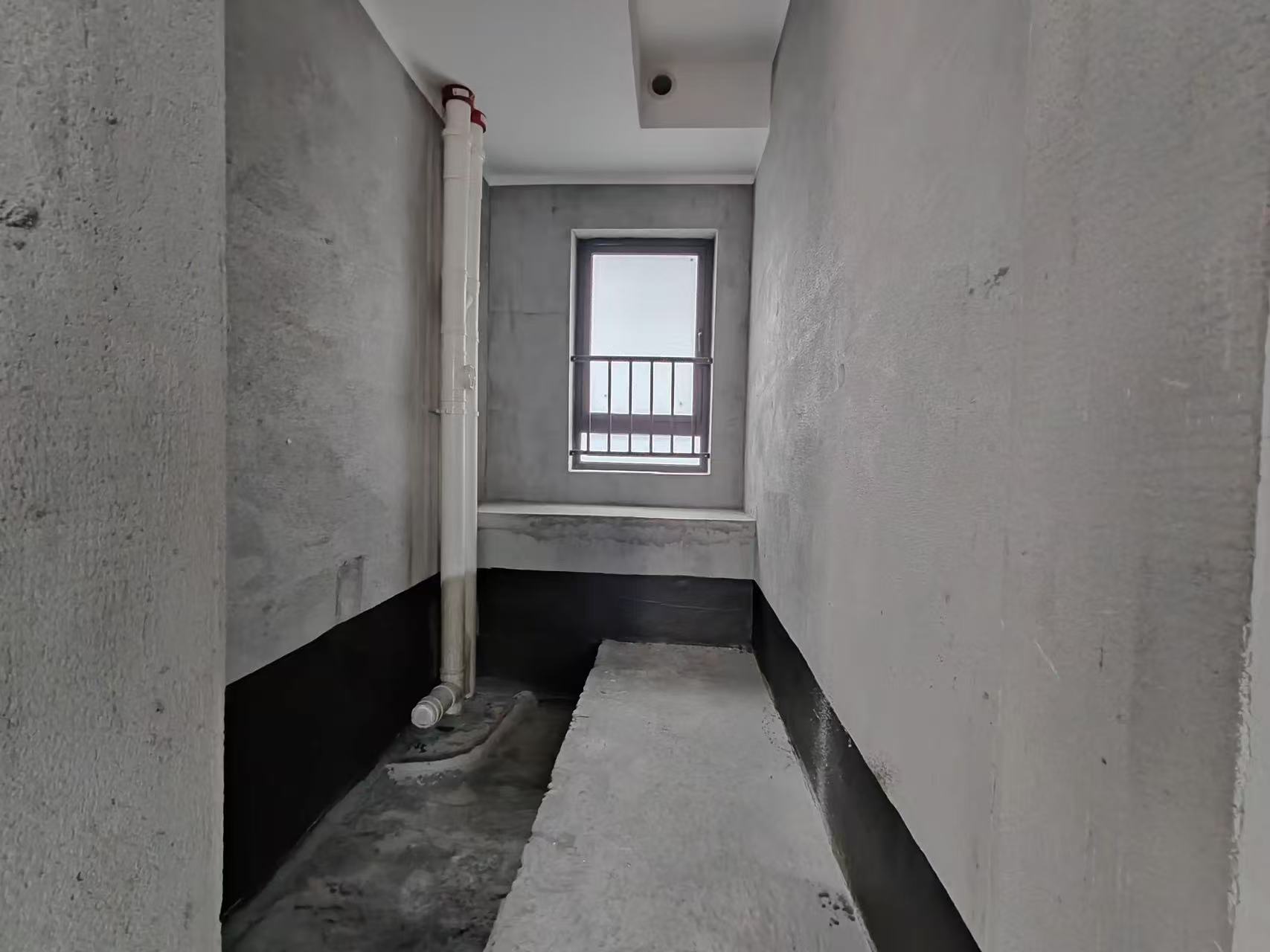 城南，吾悦广场，现房，电梯小高层，好楼层，毛坯四房，一梯一户，单价6382