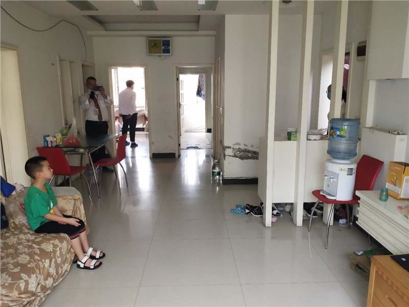 德政園楓丹苑，步梯好樓層，仙桃 就在旁邊，精裝3房拎包入住