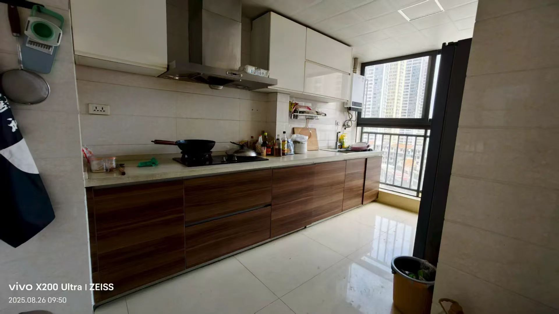 降价了，仙商附近，精装三房，边户单价4400，电梯9楼，实验二小老三中