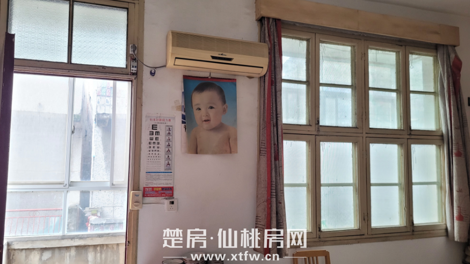 新生街 私房地段好共4層6房1廳