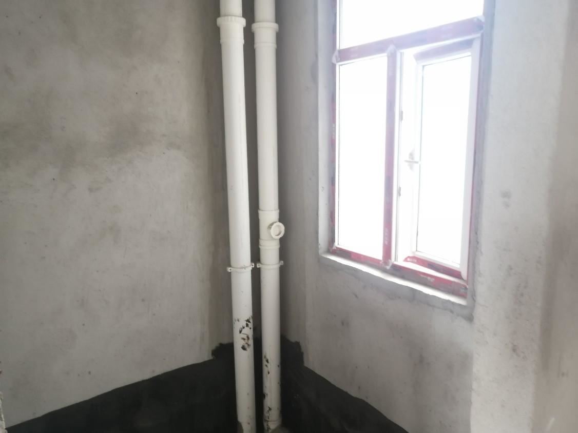 城南花園小區(qū)天誠緣，三房兩廳戶型方正樓層好，房東靠譜！看房方便!