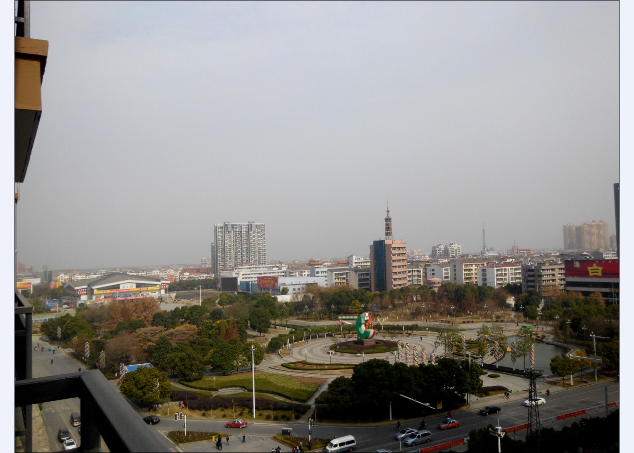  地段 写字楼无转让费空铺低价招租！商住都宜！