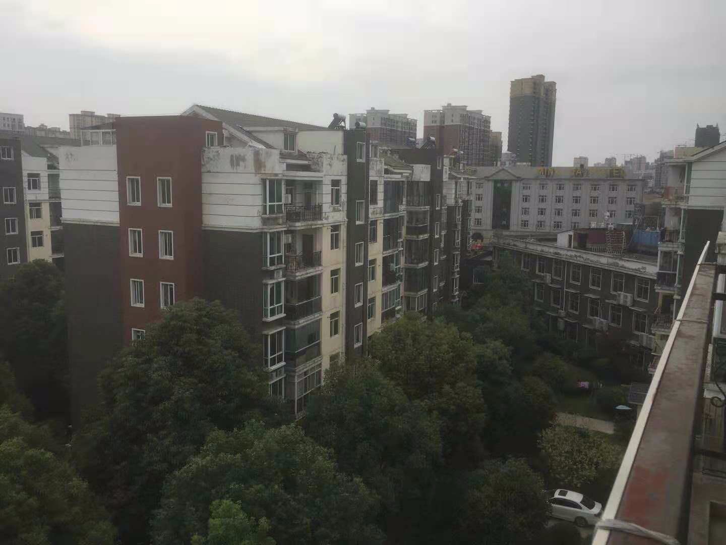 一中花園，個人產(chǎn)權(quán)（2證）