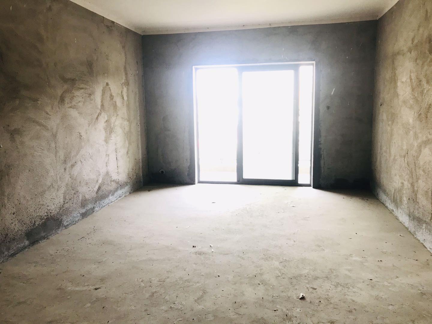 上林仙苑純板房戶型三室兩廳一衛(wèi)一陽臺急售戶型 