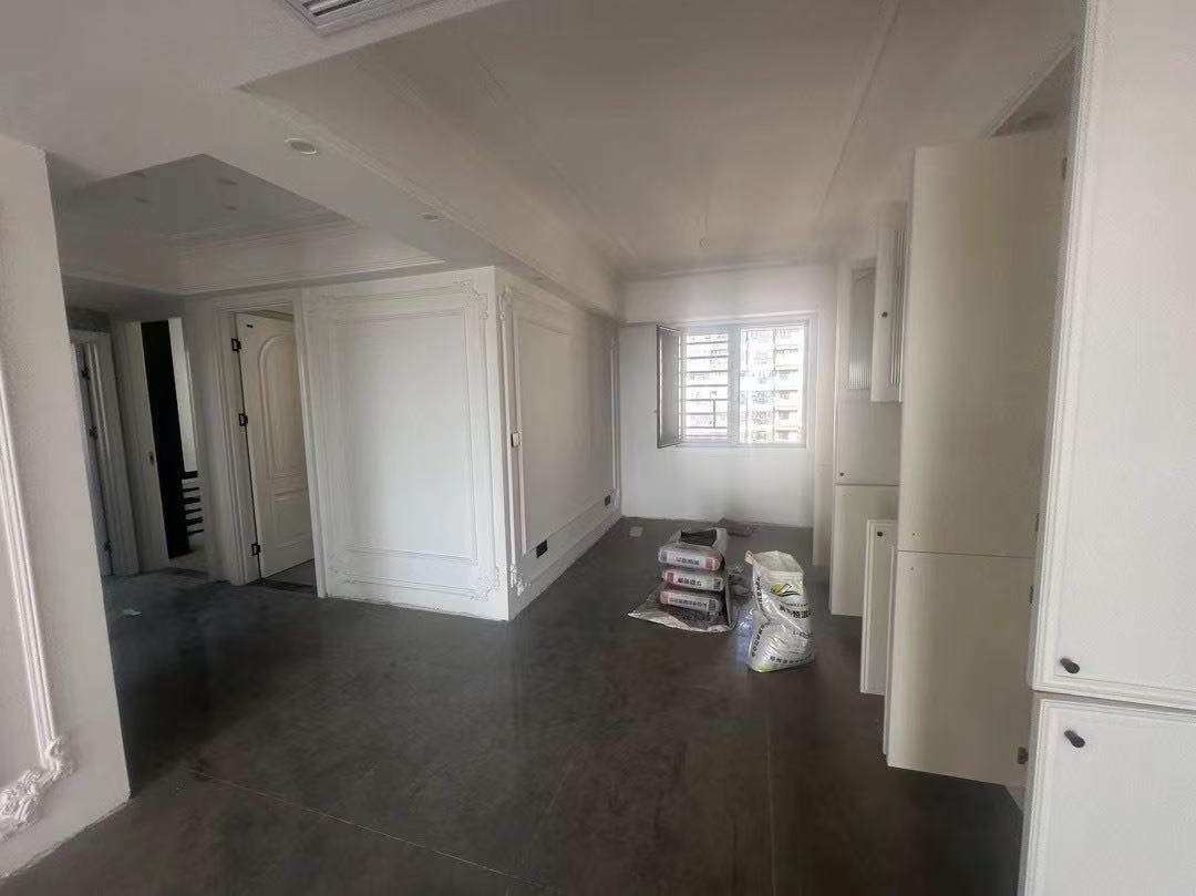 捡漏，城南，荣怀1梯1户，精装4房，小高层，证满二