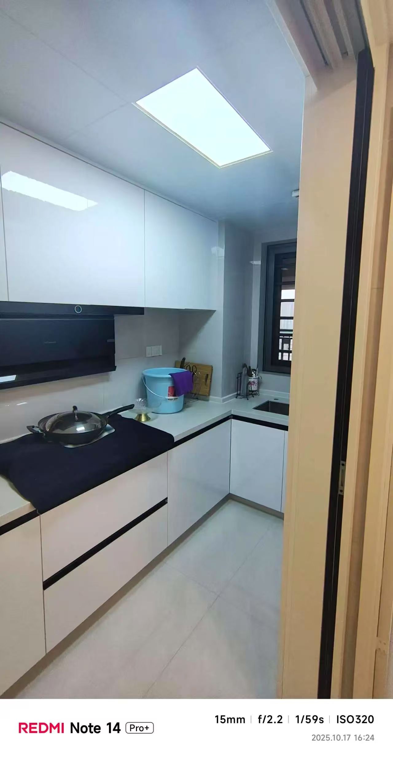 诚心出售，城南，朝阳丽景，精装两房，好楼层，证满二