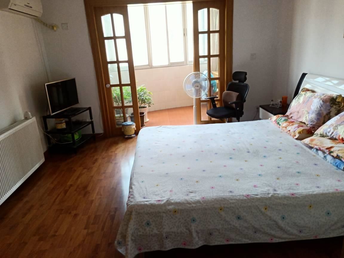仙桃 旁德政園全屋新裝大三房帶暖氣片拎包入住