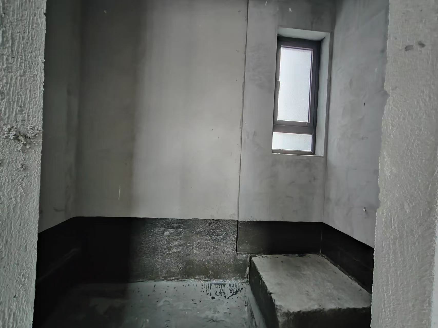 城南，吾悦广场，现房，电梯小高层，好楼层，毛坯四房，一梯一户，单价6382