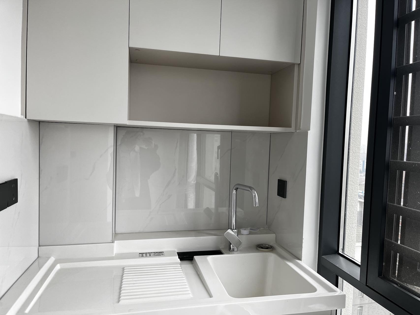 西城名苑2室2厅精装修拎包入住交通便利房东直租