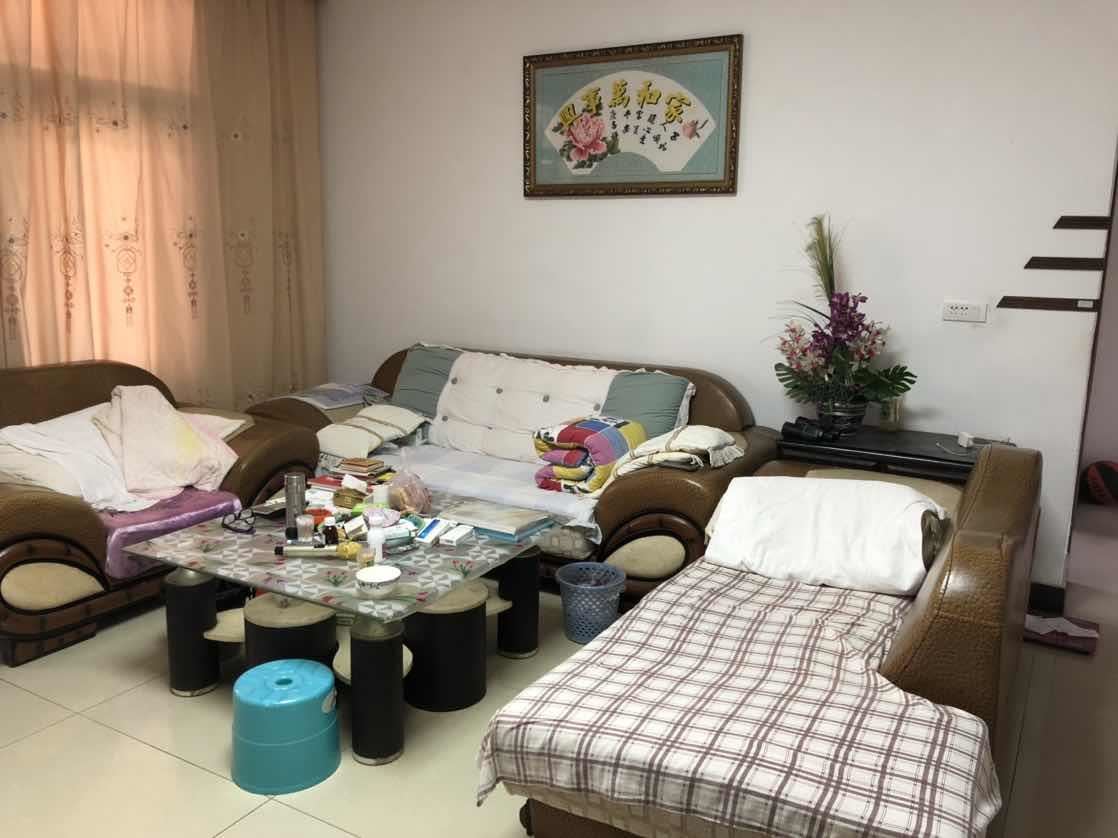 德政園楓丹苑，步梯好樓層，仙桃 就在旁邊，精裝3房拎包入住