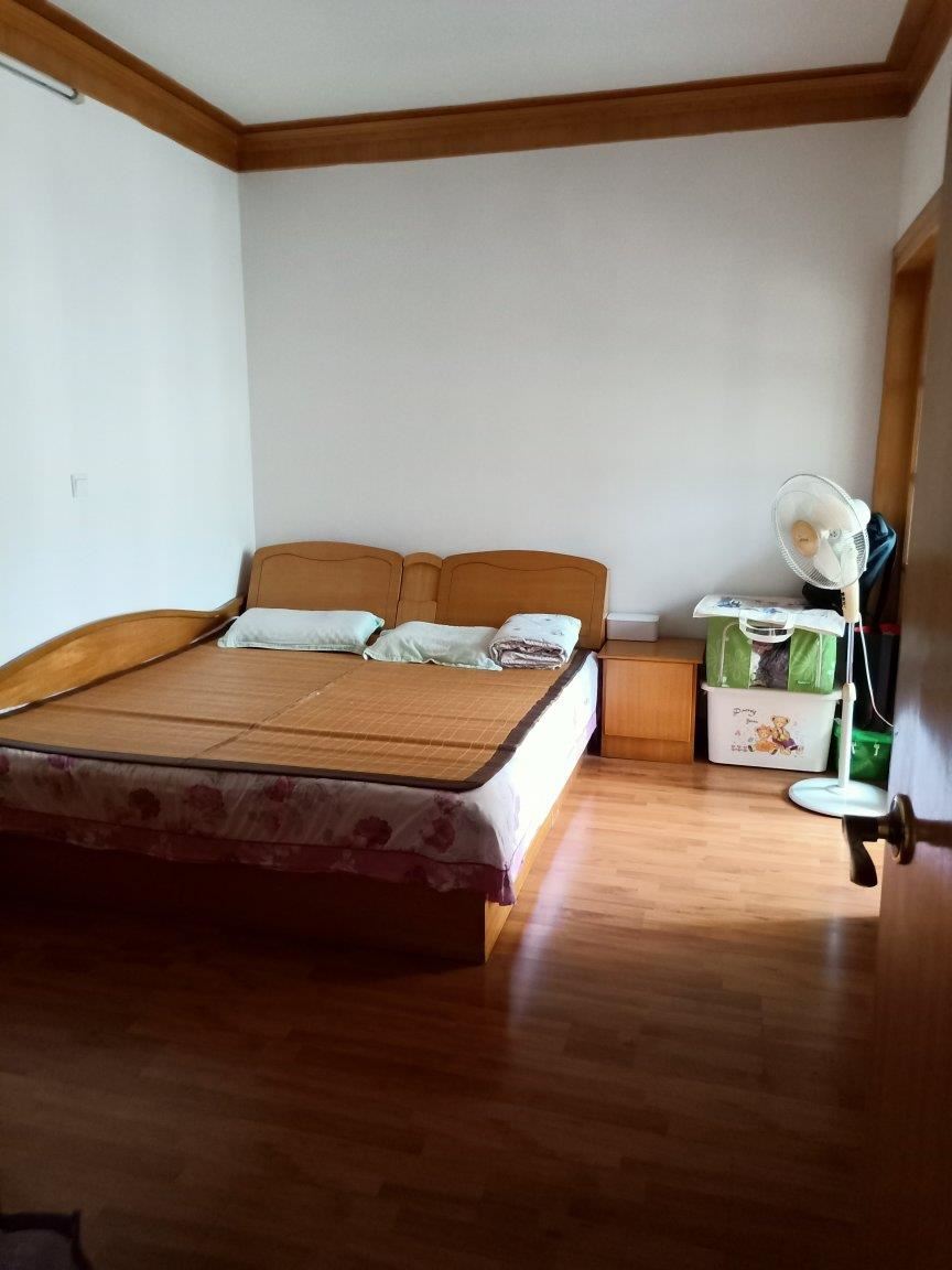 仙桃 旁德政園全屋新裝大三房帶暖氣片拎包入住